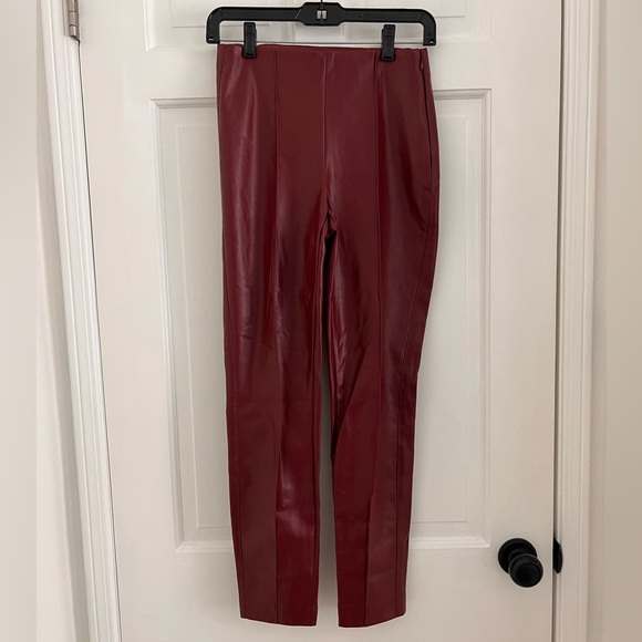 Aritzia Pants - Aritzia Legging